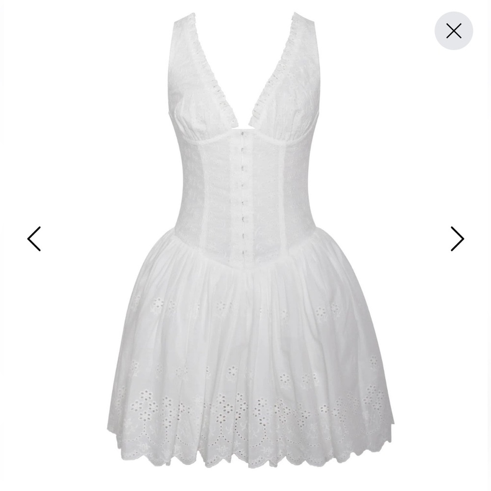 NWT🔖 Miss Circle- Eyelet Drop waist mini dress - Small - Picture 3 of 9